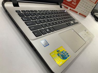 Asus VivoBook 14 X407UAR i3-7020U/8GB/128GB