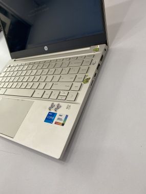 Laptop HP Pavilion 14-DV i5 1135G7/8GB/256GB